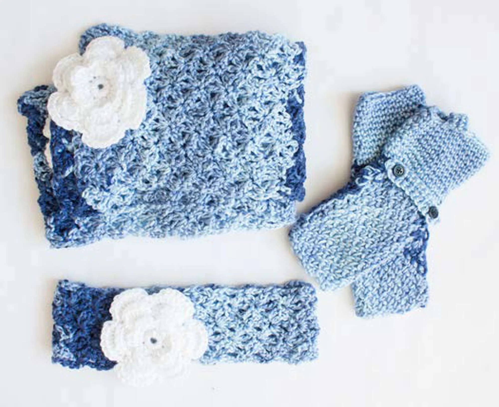 Caron Crochet Cozy Posy Set