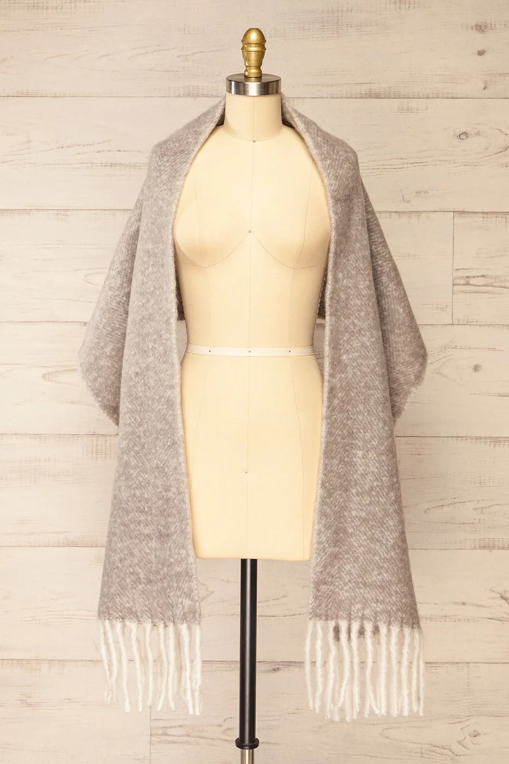 Requi Grey | Oversized Soft Knit Scarf