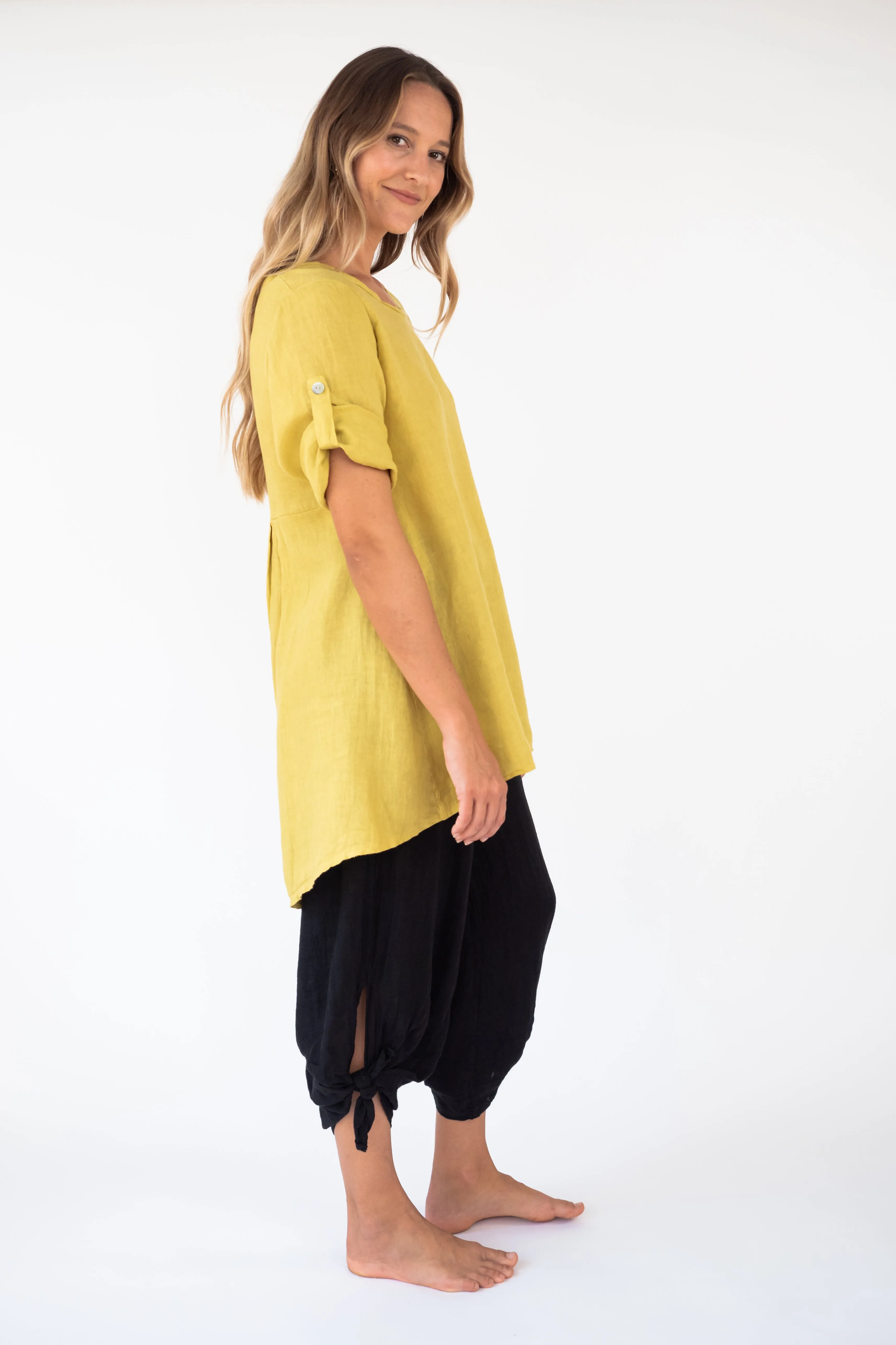 the HONUA linen Tunic Top