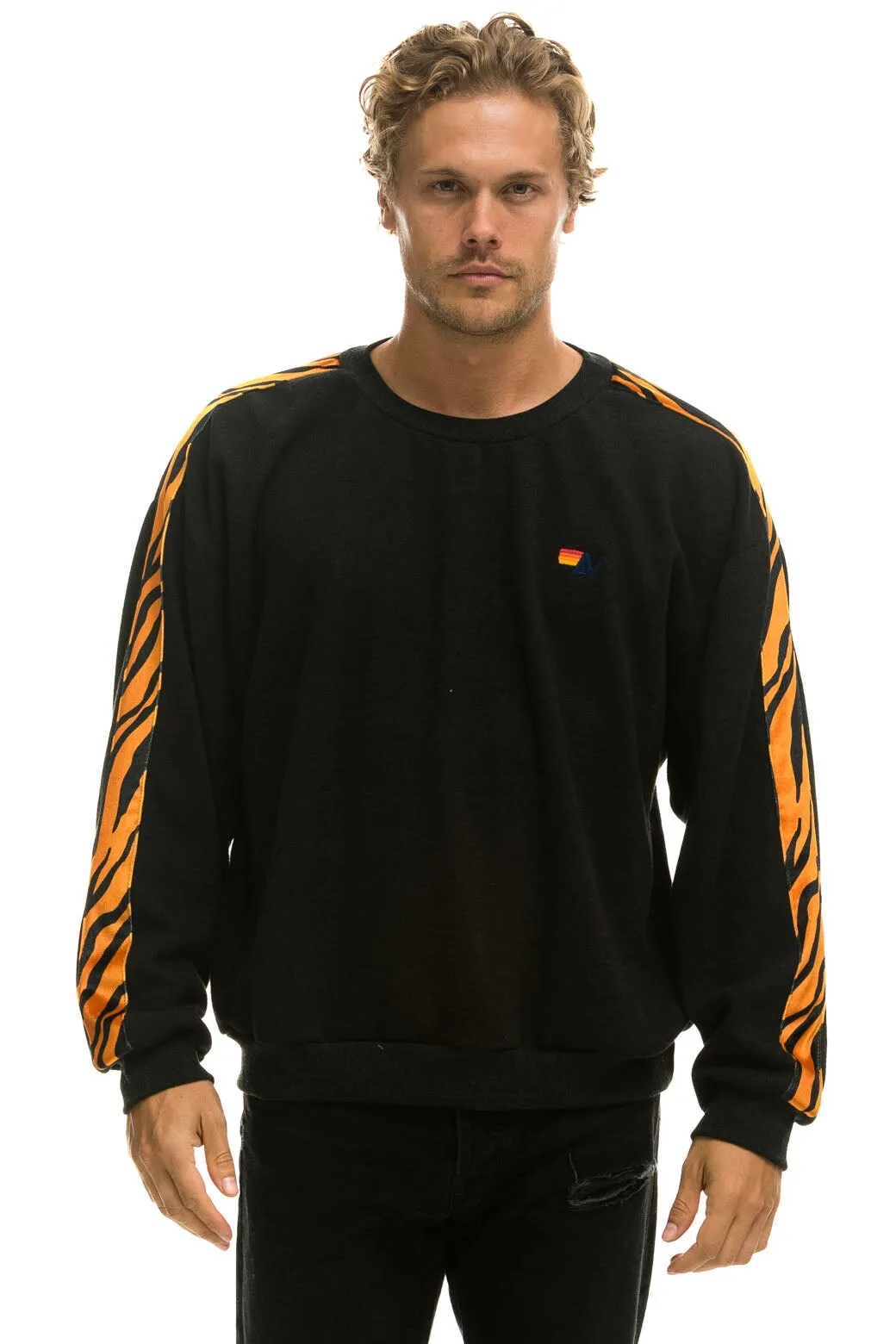 TIGER STRIPE RELAXED FIT CREW SWEATSHIRT - BLACK // TIGER