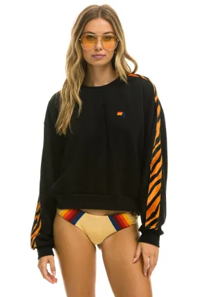 TIGER STRIPE RELAXED FIT CREW SWEATSHIRT - BLACK // TIGER