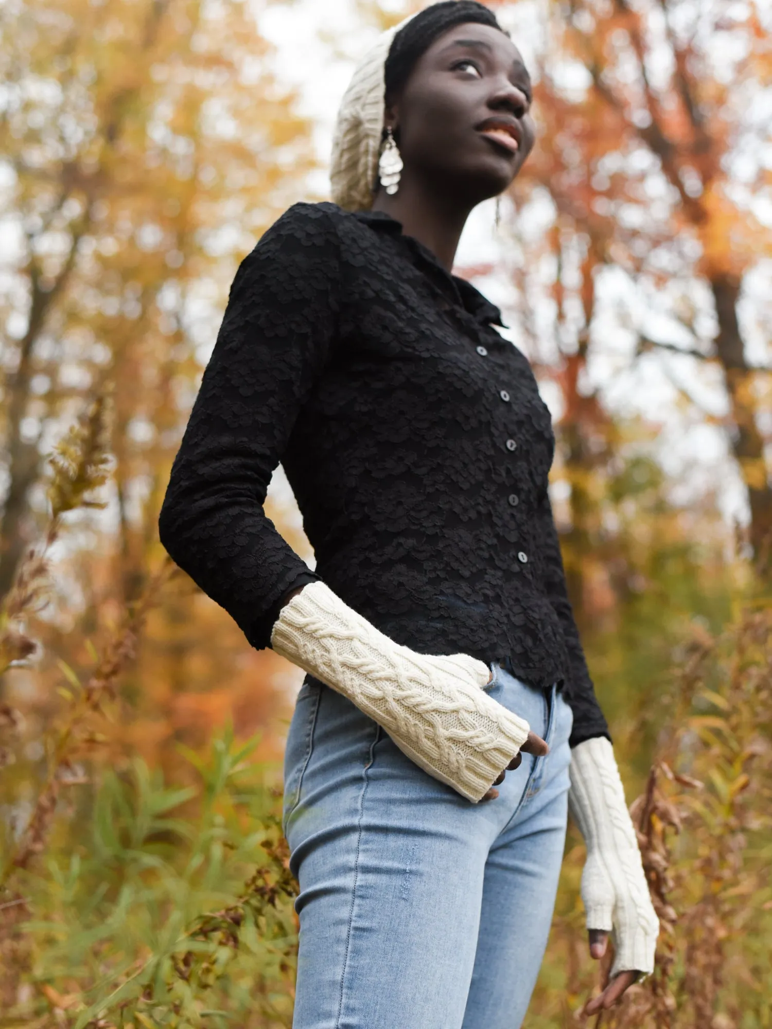 Witch Elm Mitts <br/><small>knitting pattern</small>